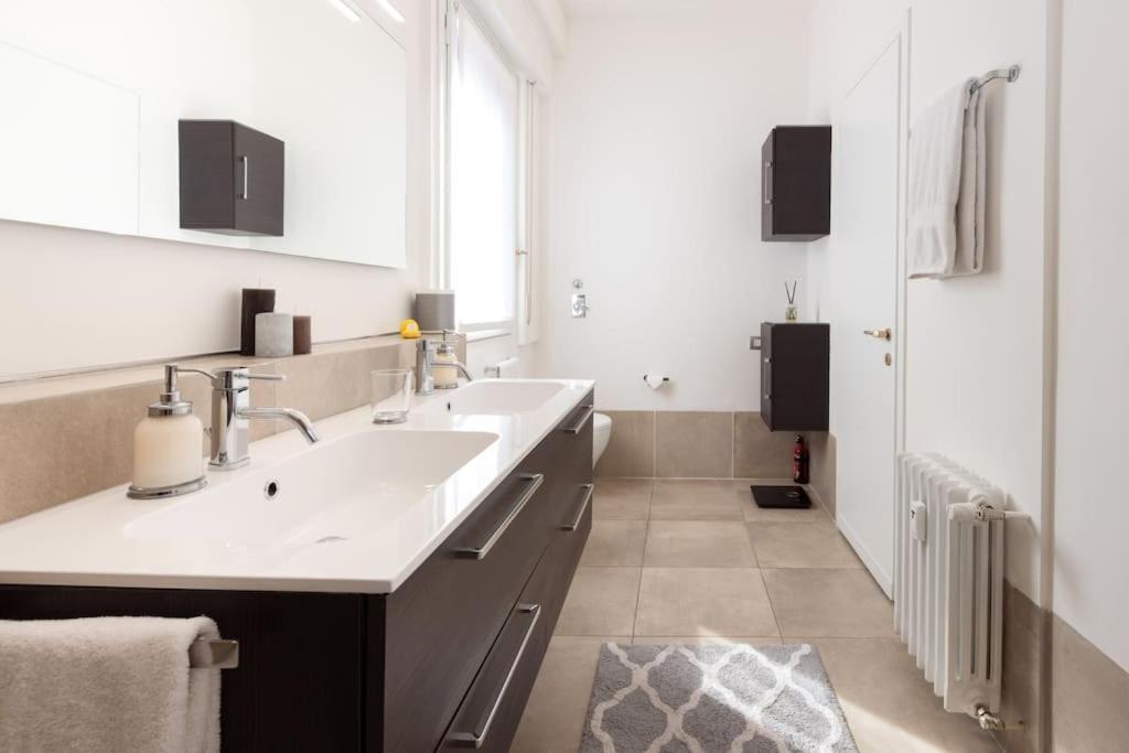 Spiga Duplex Suites By Montenapoleone Living Milan Luaran gambar